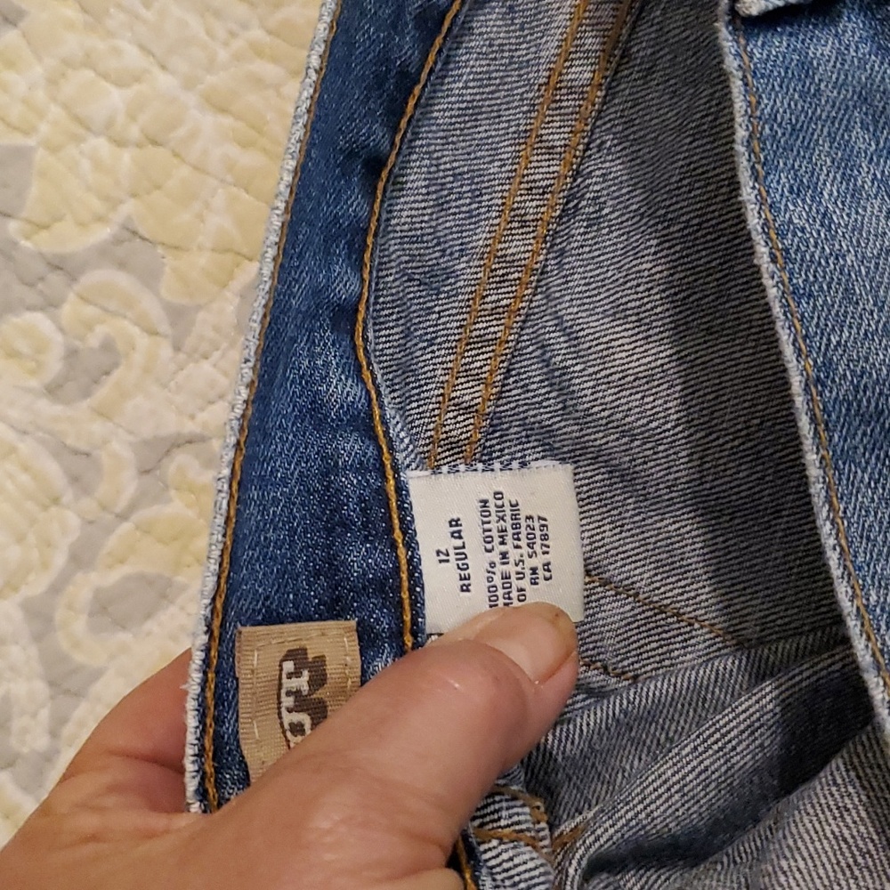 Old navy bootcut jeans - Picture 3 of 6